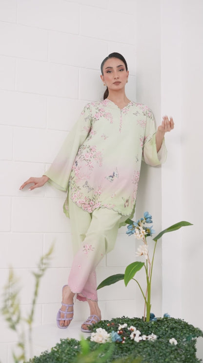 Butterfly Garden 2-piece